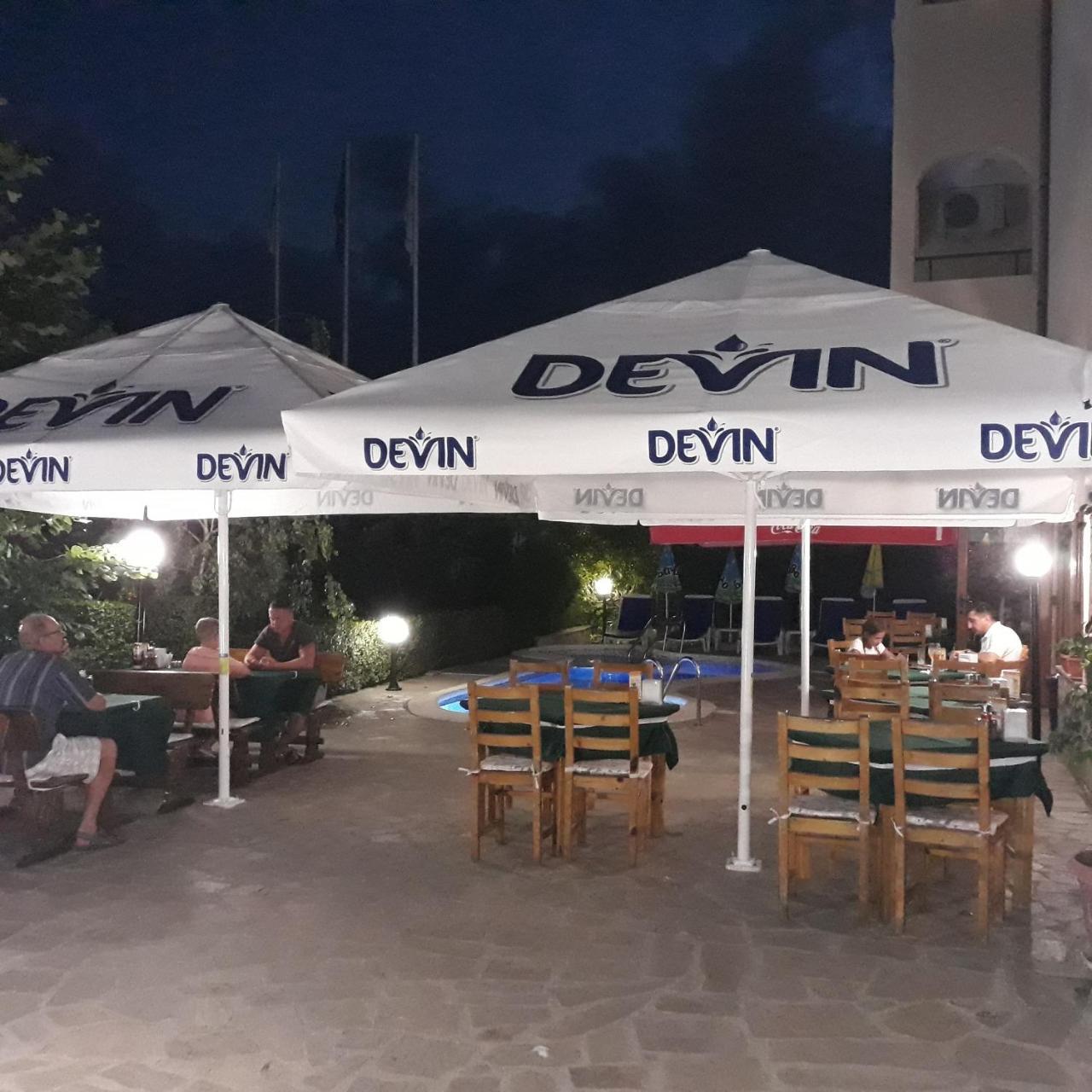 Hotel Sea Vista Sveti Vlas Exterior photo